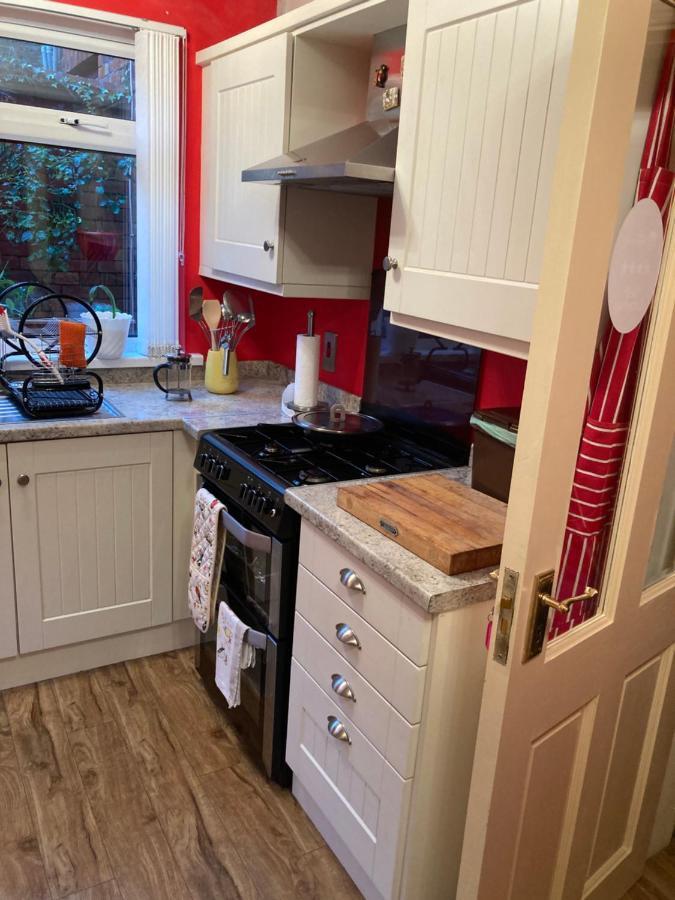 Mountroyal Victorian Studio Self Catering Apartment 3 벨파스트 외부 사진