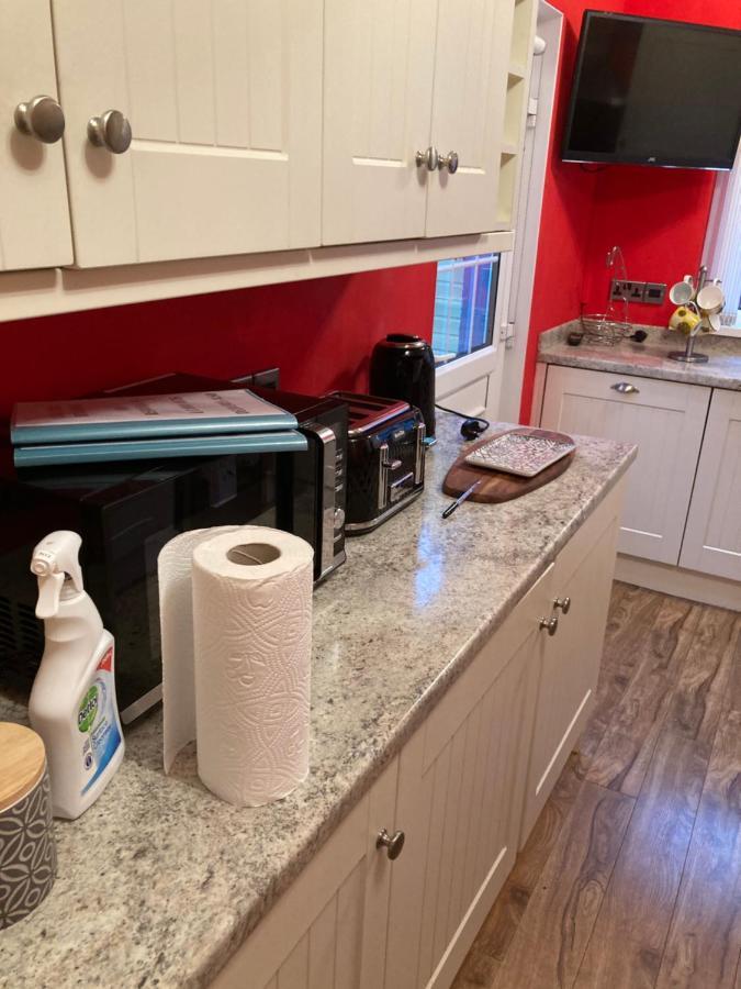 Mountroyal Victorian Studio Self Catering Apartment 3 벨파스트 외부 사진