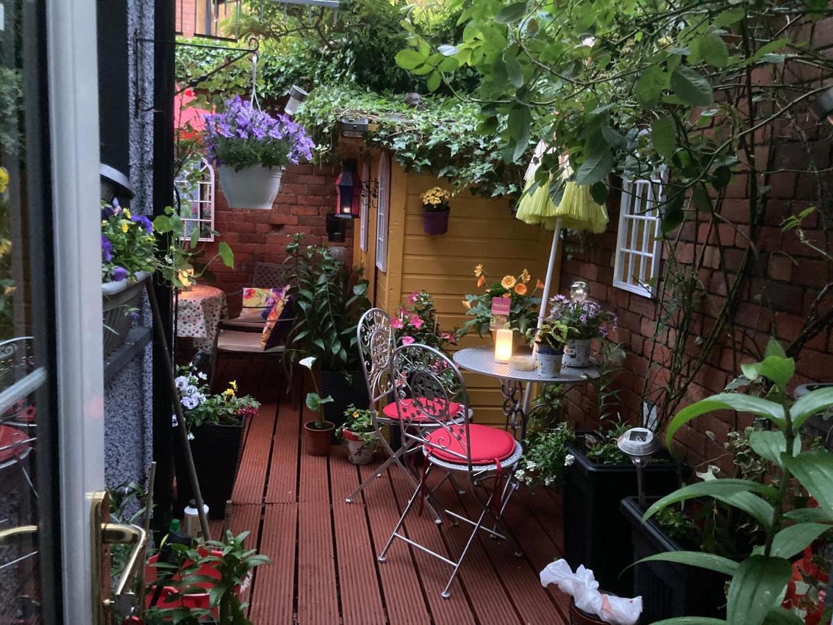 Mountroyal Victorian Studio Self Catering Apartment 3 벨파스트 외부 사진