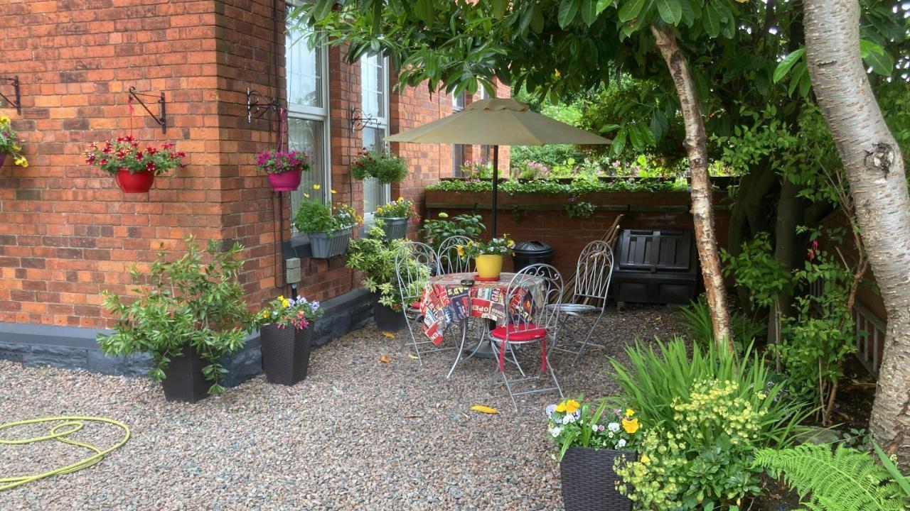 Mountroyal Victorian Studio Self Catering Apartment 3 벨파스트 외부 사진