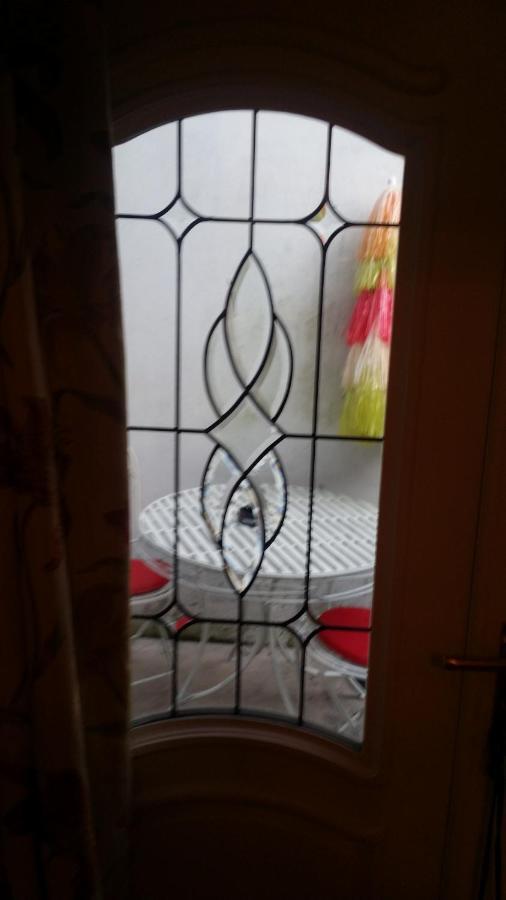 Mountroyal Victorian Studio Self Catering Apartment 3 벨파스트 외부 사진